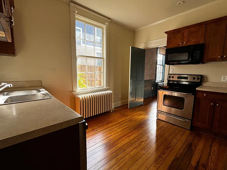 107 Walnut St — Photo 12