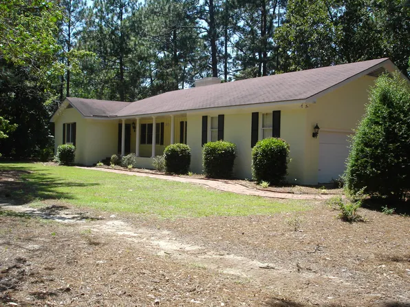 135 Page Rd, Pinehurst, NC 28374
