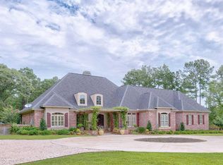 10693 Redfern Rd, Daphne, AL 36526