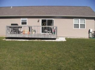 1249 Chadsworth Dr, Sun Prairie, WI 53590