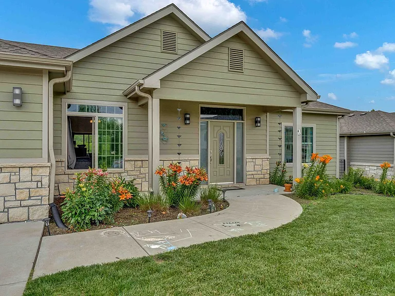 3327 Merced Dr — Photo 3