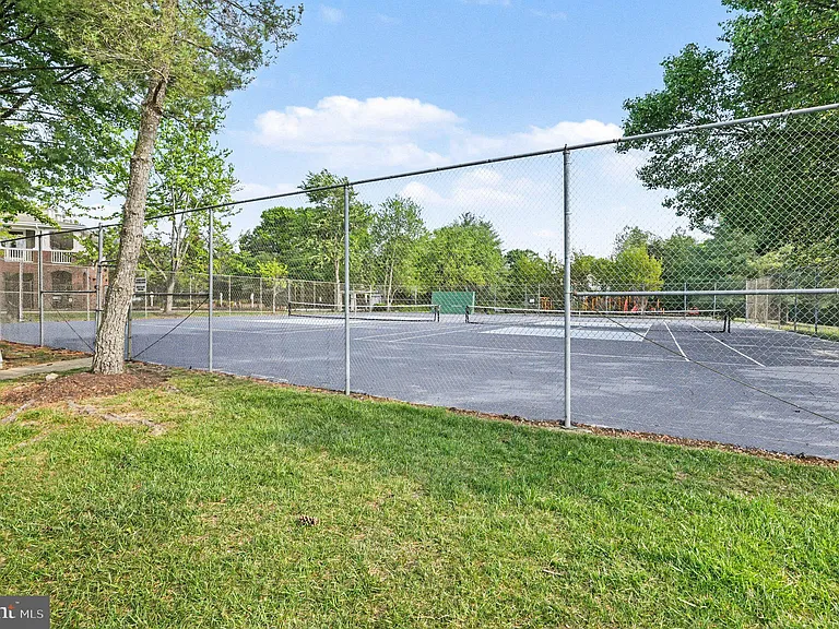 46 Northampton Blvd — Photo 45