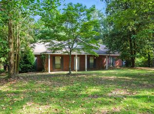 74 Goodluck Rd, Petal, MS 39465