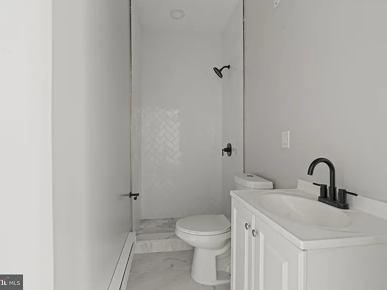 5237 Chester Ave #2 — Photo 20