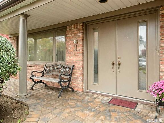 3rd image of 24 Knolls Dr