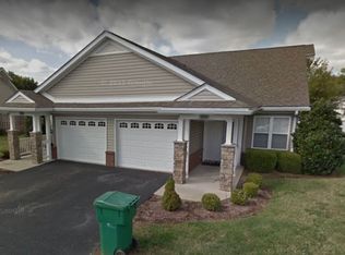 3721 Tuscany Valley Dr, Louisville, KY 40219