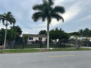 7950 NW 176th St, Hialeah, FL 33015