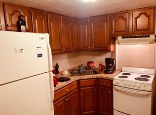 920 N 5th St #2, Reading, PA 19601