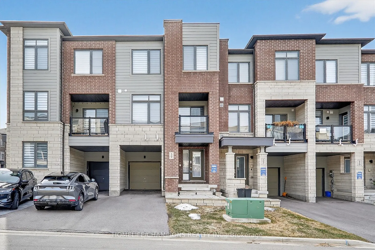 39 Delano Way S photo 1