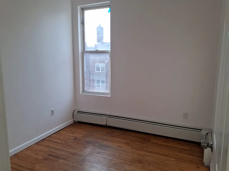 296 Woodworth Ave #2L — Photo 10