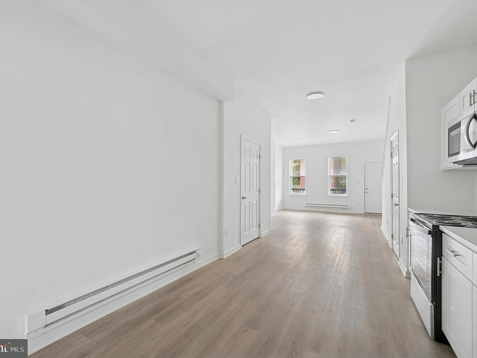 4 bed, 1580 sqft, $2,200 — Photo 4
