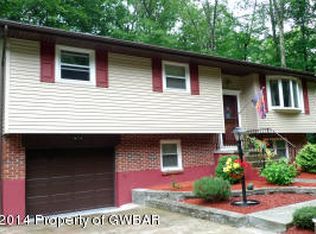 1221 Old Ford Rd, White Haven, PA 18661