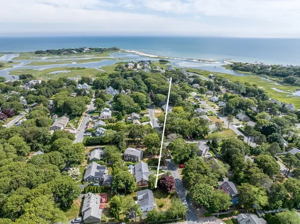 68 5th Ave, Barnstable, MA 02630