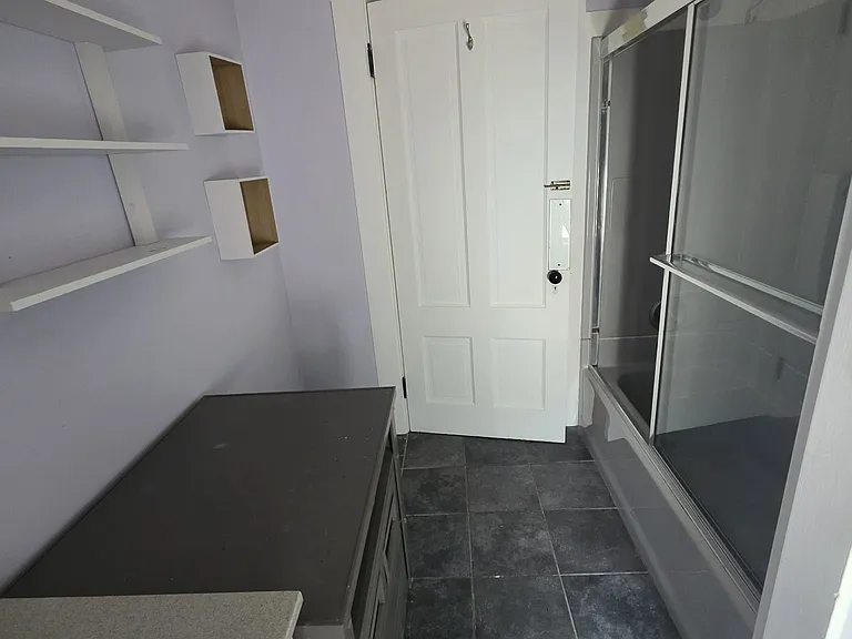 122 Oak St #3 — Photo 7