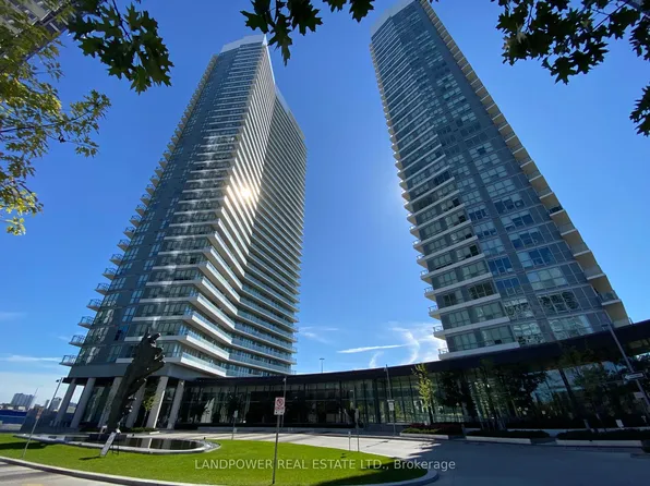 115 McMahon Dr #Penthouse 10, Toronto, ON M2K 0E3