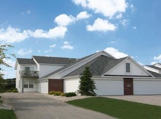 10188 Marblewing Rd, Roscoe, IL 61073