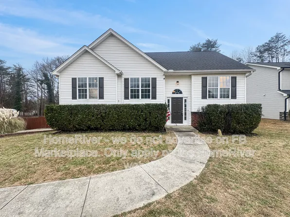 2904 Dallas Ct, Winston Salem, NC 27107