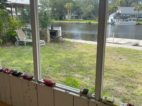 11541 W Silk Oak Path, Homosassa, FL 34448