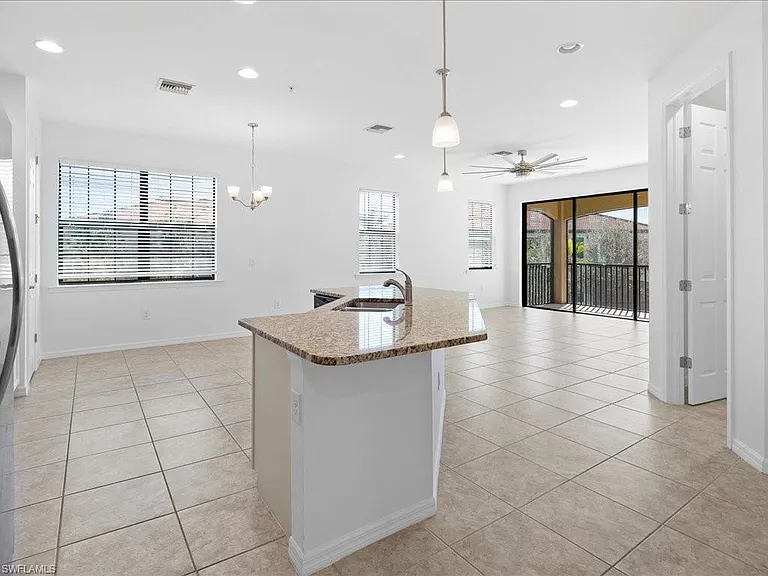 26141 Palace Ln #201 — Photo 5