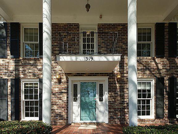 2nd image of 319 Ayers Dr