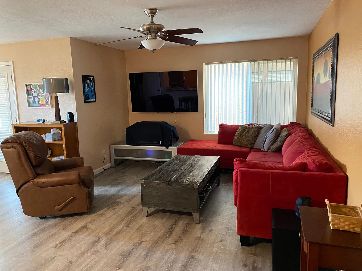 4850 E Desert Cove Ave — Photo 1