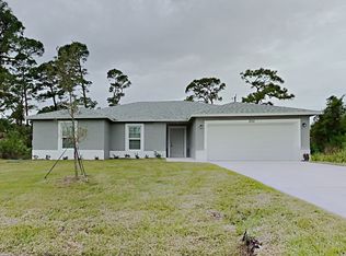 202 SW North Quick Cir, Port Saint Lucie, FL 34953