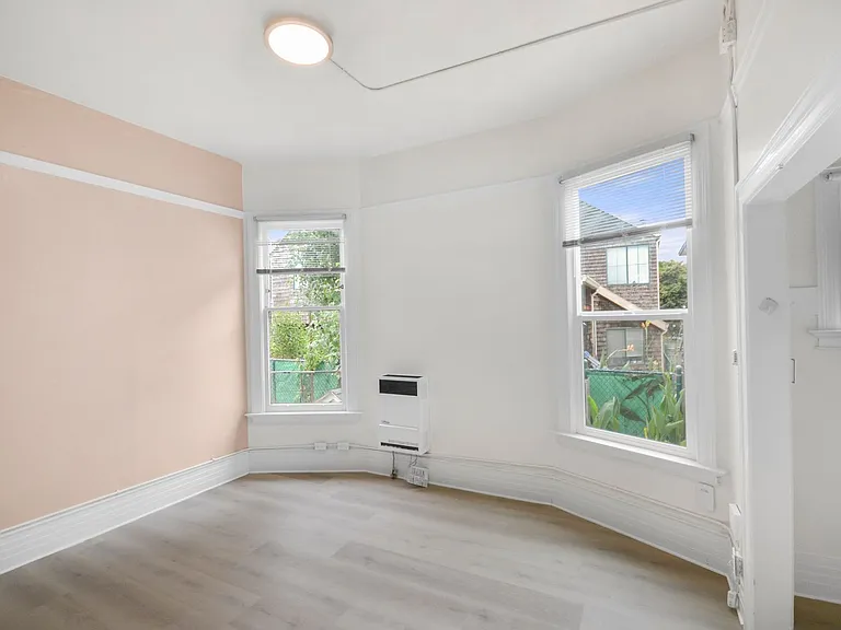 2509 Dana St — Photo 15