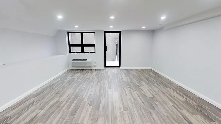 Rented by EXIT Realty Premium | media 19