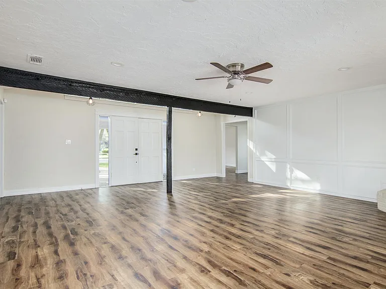 2716 Pine Cone Ln — Photo 7