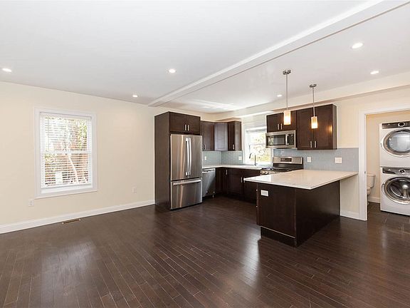 2nd image of 57-59 Catherine St #2