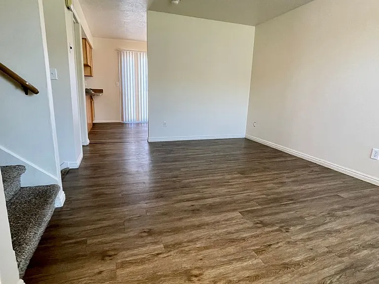 1554 Monroe Blvd #D3 — Photo 22