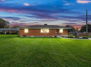 606 W Lake Ave, New Carlisle, OH 45344