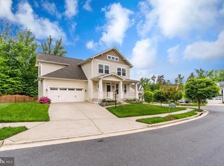 1007 Innis Dr, Fredericksburg, VA 22401