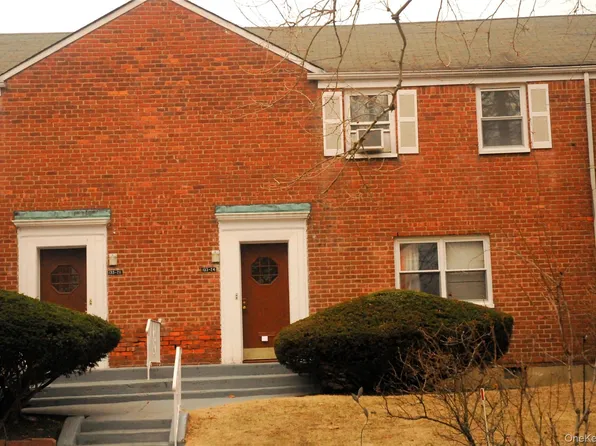 (undisclosed Address), Rosedale, NY 11422