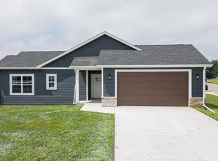889 Red Hawk Drive, Milton, WI 53563