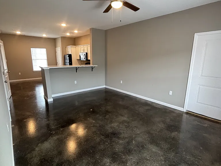 4320 Lazare Dr #425 — Photo 4
