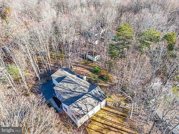 2nd image of 5024 Cannon Bluff Dr