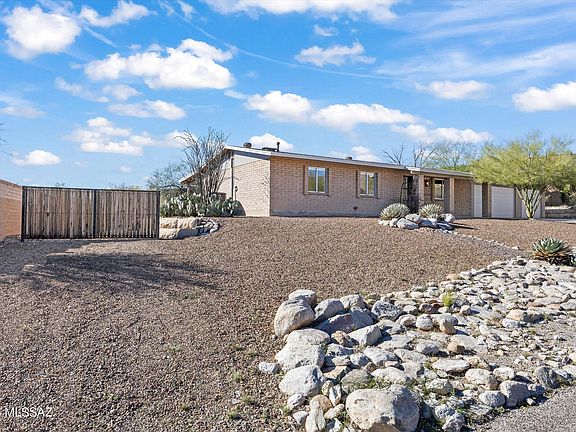 3rd image of 7290 E Rocky Creek Pl