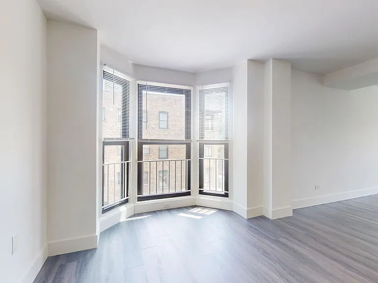 Dining/Living room