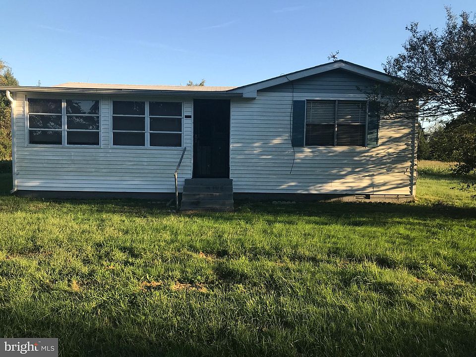 1st image of 36773 Roberto Dr