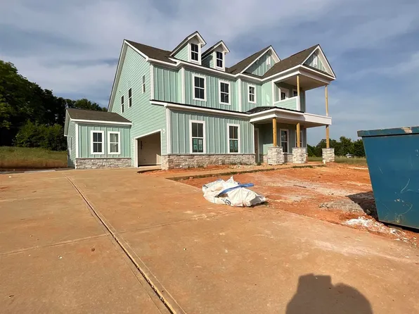 604 Timber Grove Dr, Simpsonville, SC 29681