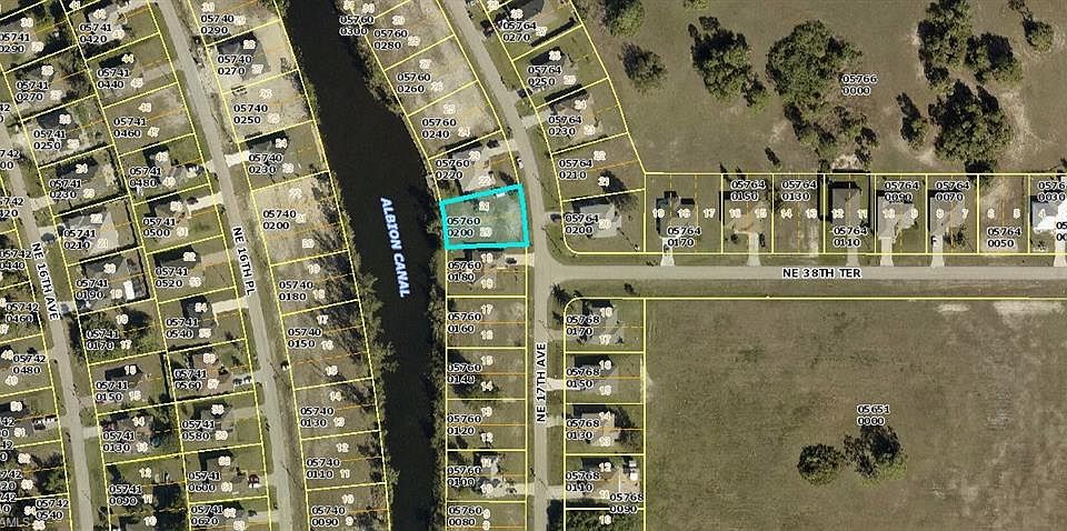 2nd image of 3820 NE 17th AVE