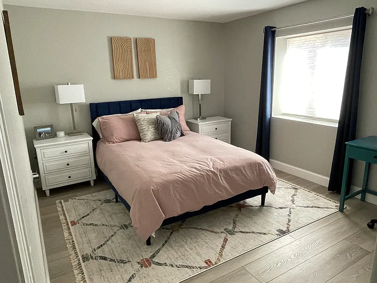 Secondary bedroom with desk