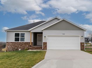 1134 E Lakota Dr, Nixa, MO 65714