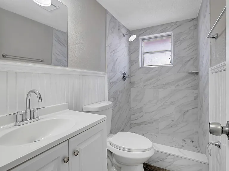 7210 Parrot Dr — Photo 18