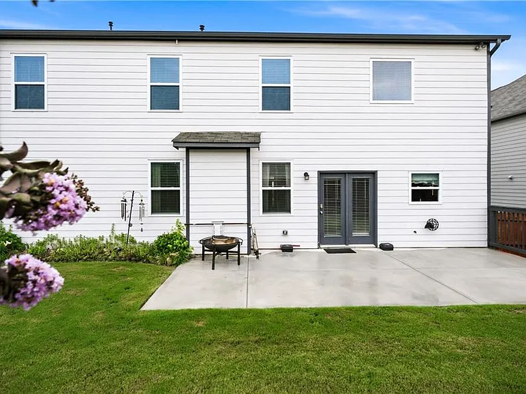 2053 Hamilton Lake Pkwy — Photo 39