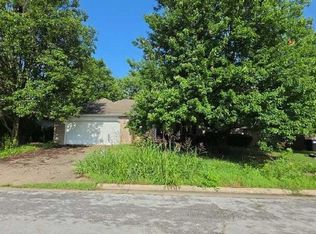 2531 N Clifton Ave, Springfield, MO 65803