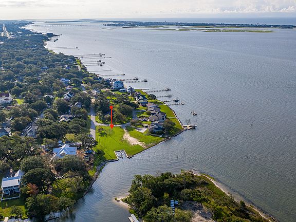 4th image of 4407 Coral Point Drive