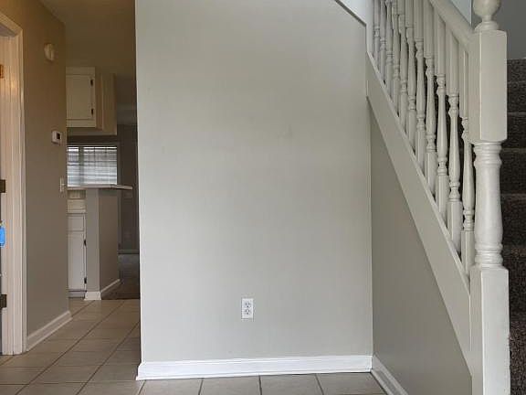 4th image of 141 Woodberry Dr