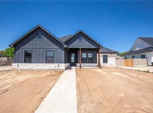 849 Day Star Dr, Hewitt, TX 76643
